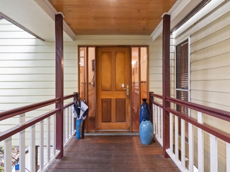 8 Rivett Court, Mudgeeraba, QLD 4213 AUS