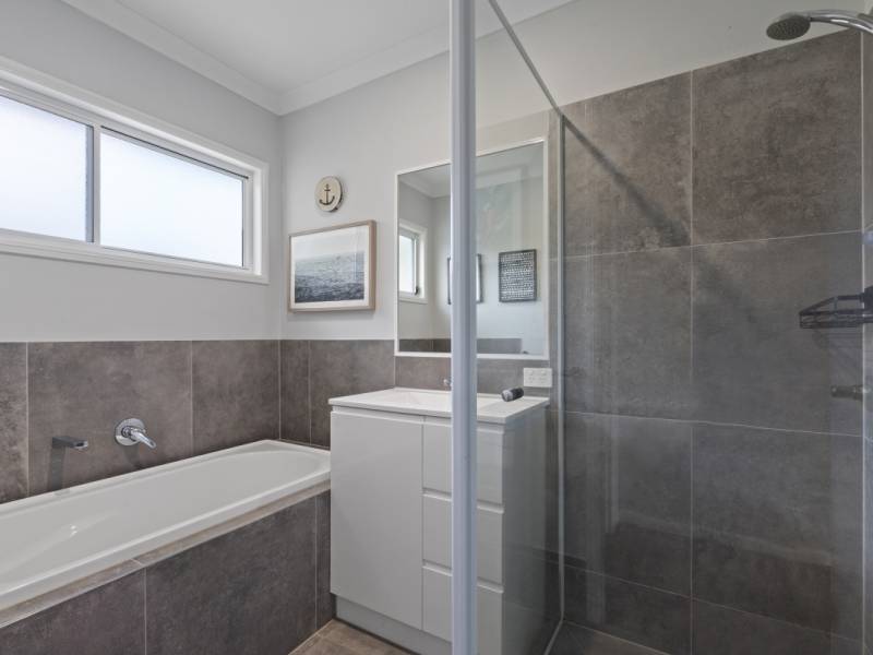 14 Coffeebush Court, Reedy Creek, QLD 4227 AUS