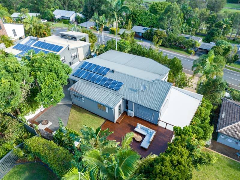 76 Plateau Crescent, Carrara, QLD 4211 AUS