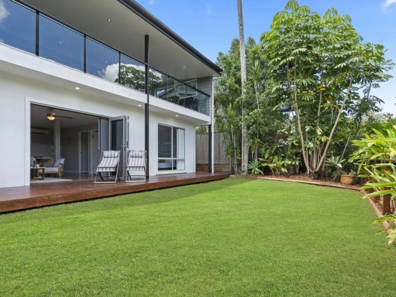 76 Plateau Crescent, Carrara, QLD 4211 AUS