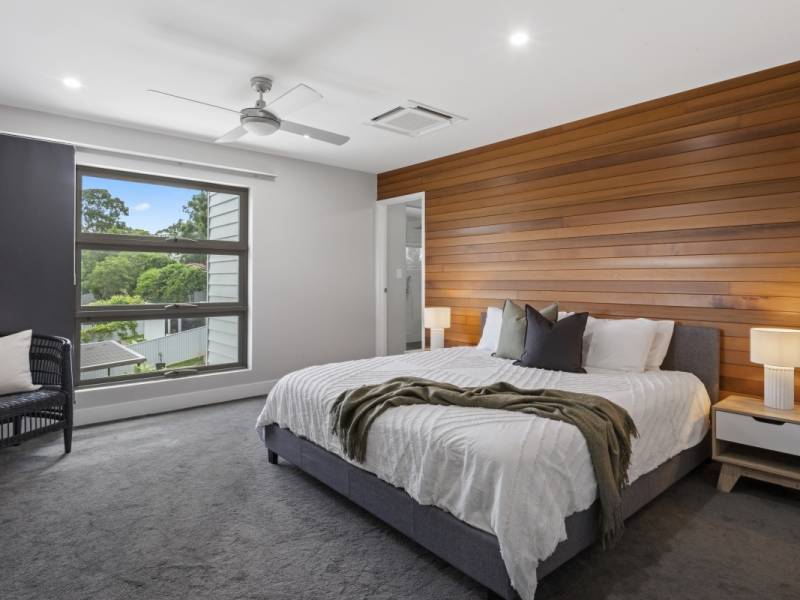 76 Plateau Crescent, Carrara, QLD 4211 AUS