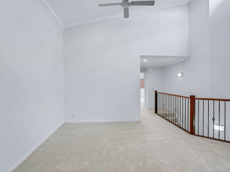 2/12 Azzurra Drive, Varsity Lakes, QLD 4227 AUS