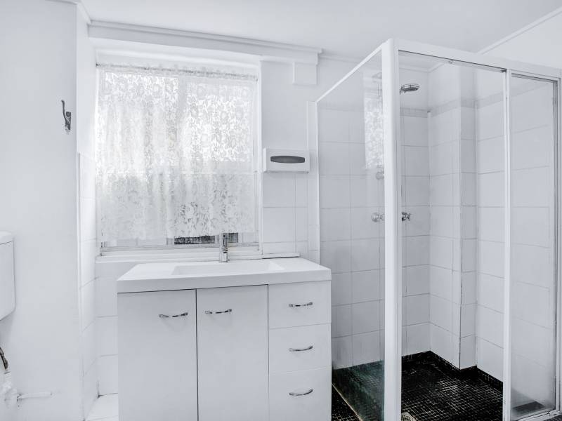 86 Central Street, Labrador, QLD 4215 AUS
