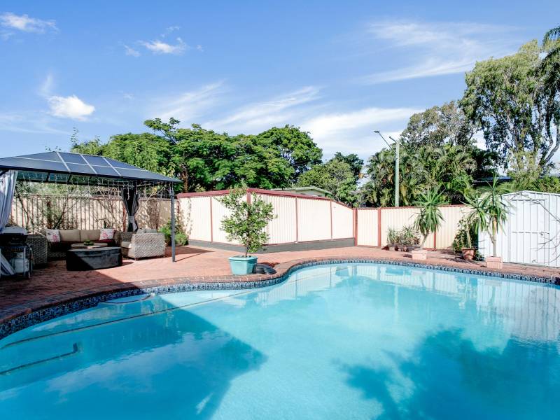 86 Central Street, Labrador, QLD 4215 AUS