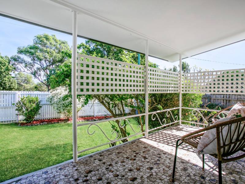 42 Lind Avenue, Southport, QLD 4215 AUS