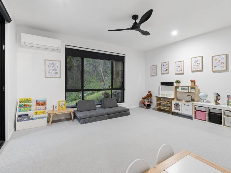 41-43 Pebblecreek Road, Bonogin, QLD 4213 AUS