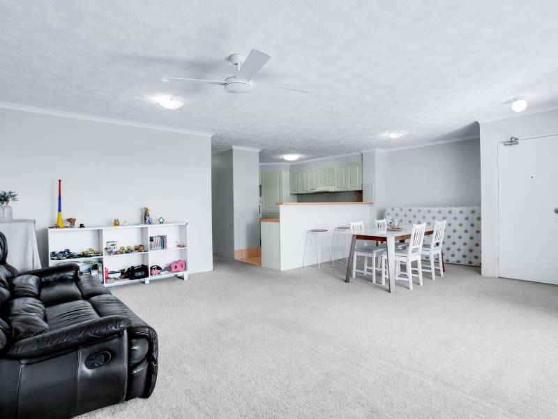 19/8 Dalpura Street, Surfers Paradise, QLD 4217 AUS