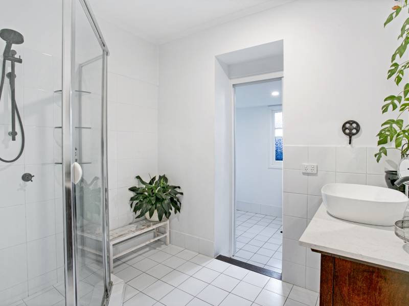 20 Terrigal Crescent, Southport, QLD 4215 AUS