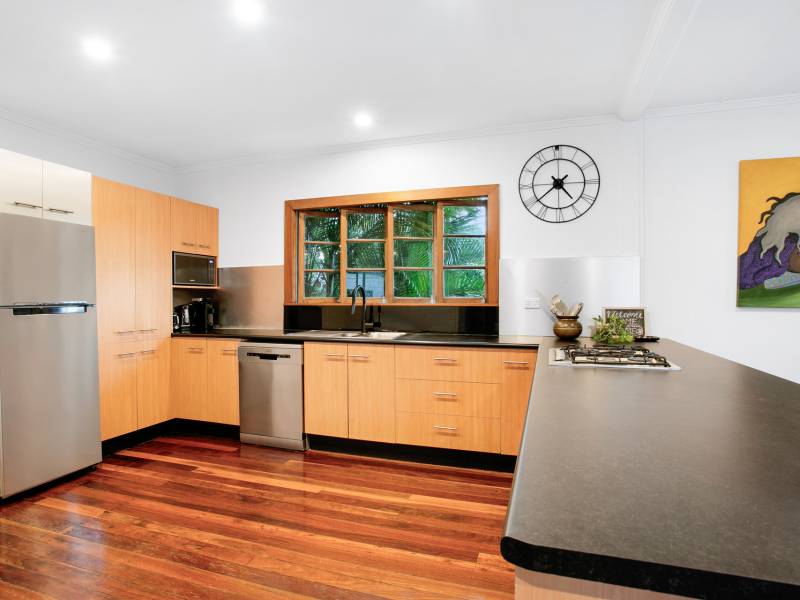 20 Terrigal Crescent, Southport, QLD 4215 AUS