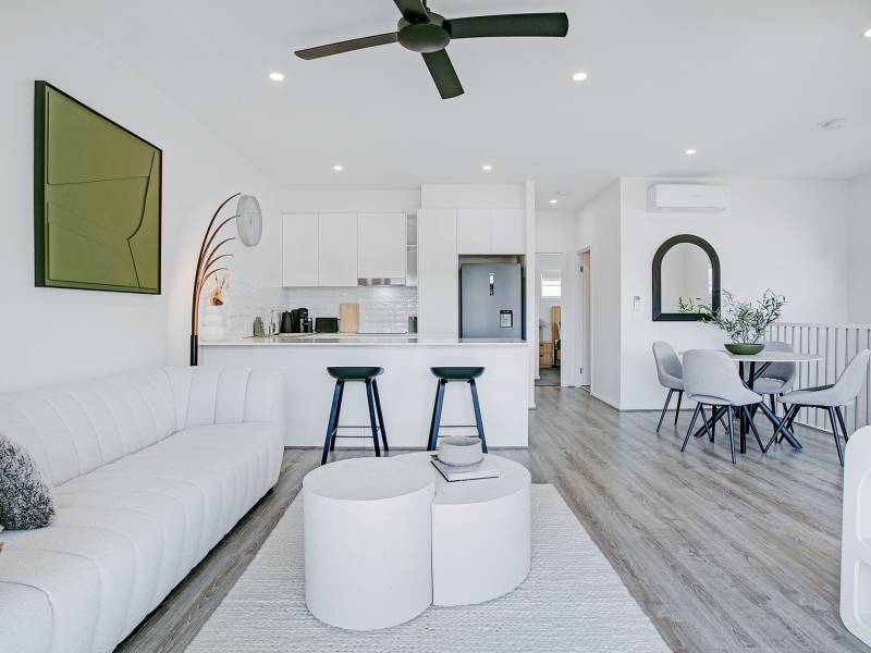 2/134 Eugaree Street, Southport, QLD 4215 AUS