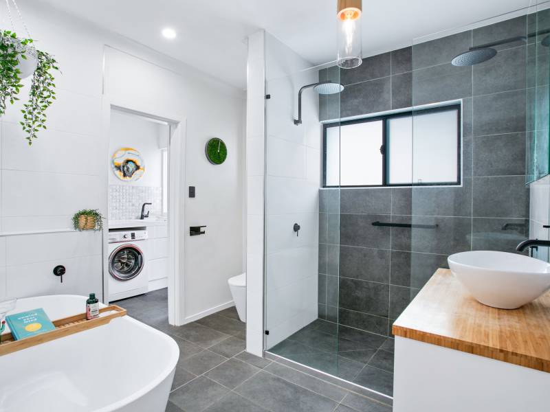 45 Central Street, Labrador, QLD 4215 AUS