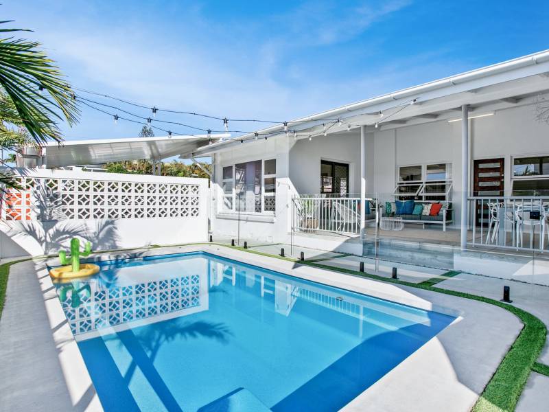 45 Central Street, Labrador, QLD 4215 AUS