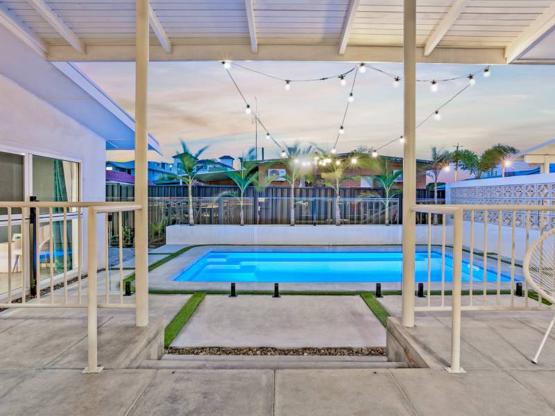 45 Central Street, Labrador, QLD 4215 AUS