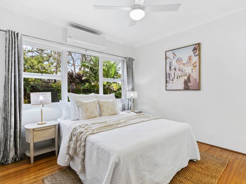 45 Central Street, Labrador, QLD 4215 AUS