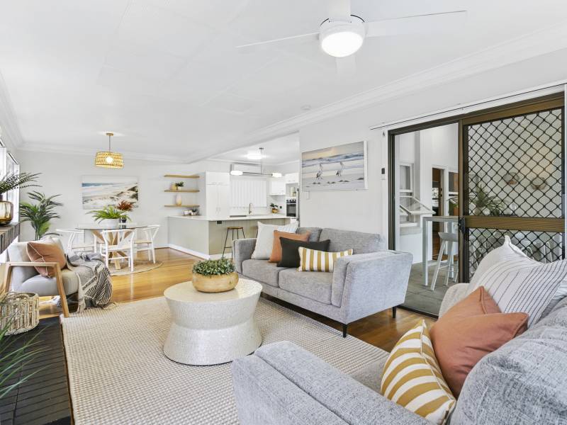 45 Central Street, Labrador, QLD 4215 AUS