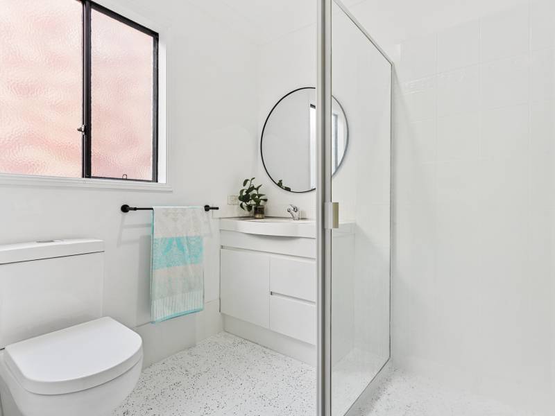 9 Murchison Street, Pacific Pines, QLD 4211 AUS