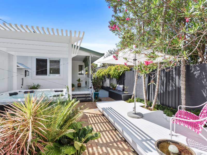 1/67 Walton Street, Southport, QLD 4215 AUS