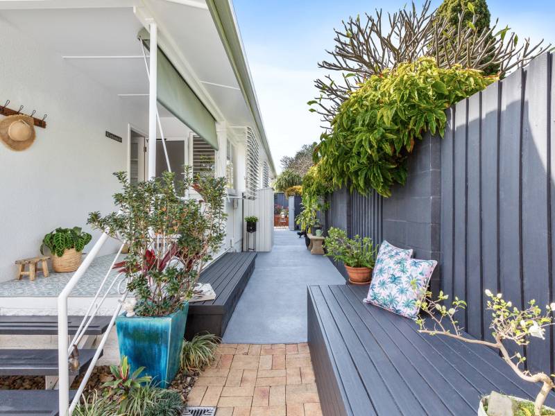 1/67 Walton Street, Southport, QLD 4215 AUS