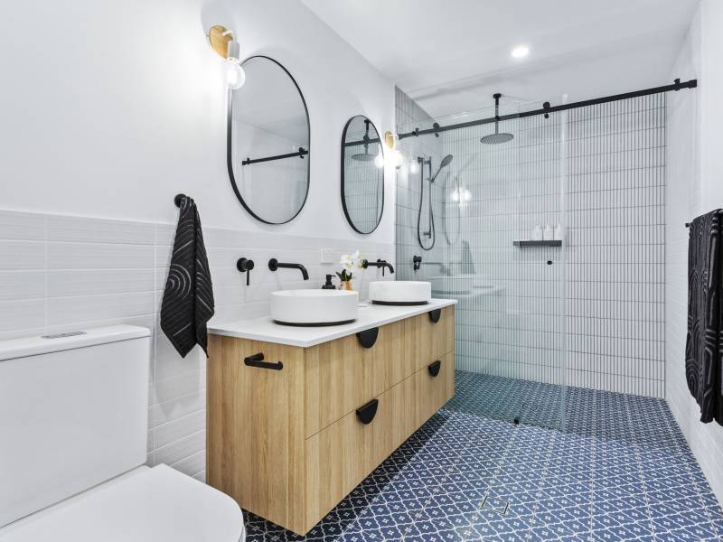 27 Harris Street, Labrador, QLD 4215 AUS
