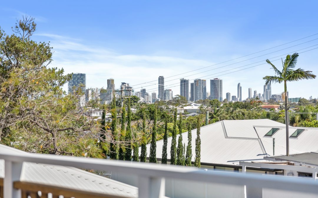 3 Schneider Avenue, Labrador  QLD  4215