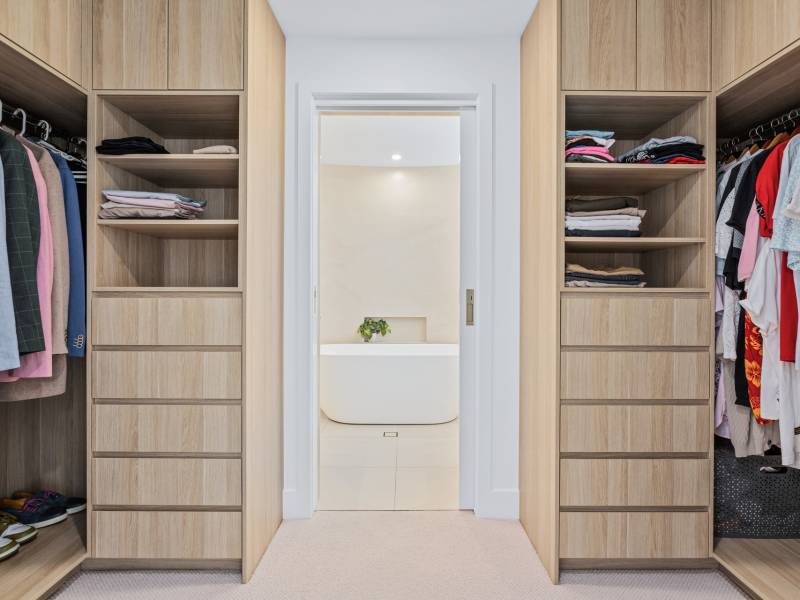 2/536 Marine Parade, Biggera Waters, QLD 4216 AUS