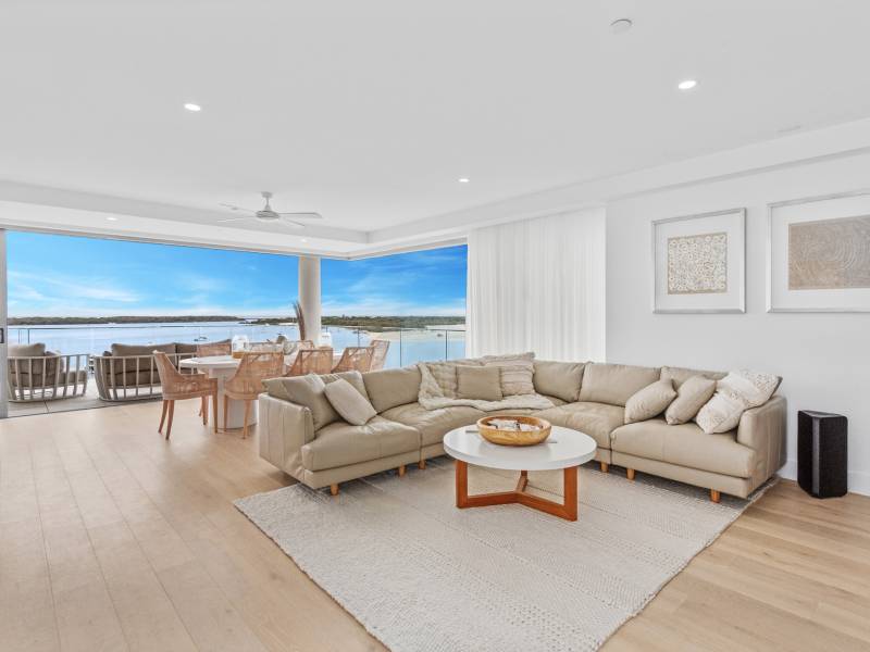 7/536 Marine Parade, Biggera Waters, QLD 4216 AUS