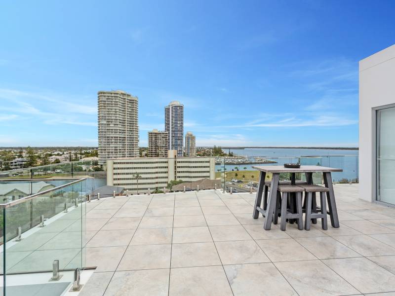 7/536 Marine Parade, Biggera Waters, QLD 4216 AUS