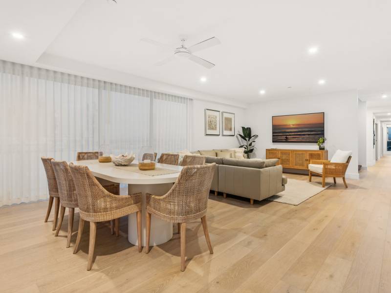 7/536 Marine Parade, Biggera Waters, QLD 4216 AUS