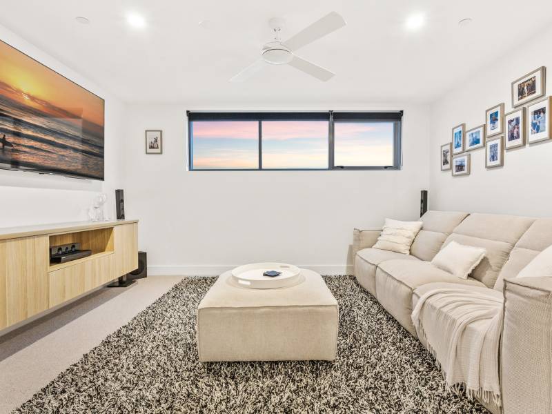 7/536 Marine Parade, Biggera Waters, QLD 4216 AUS