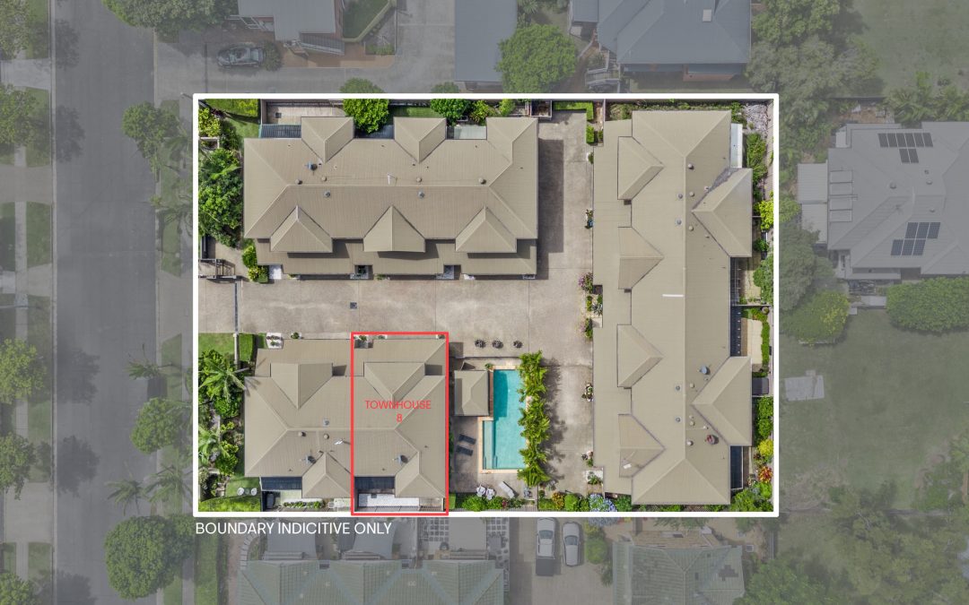 8/8 Gordon Street, Labrador  QLD  4215