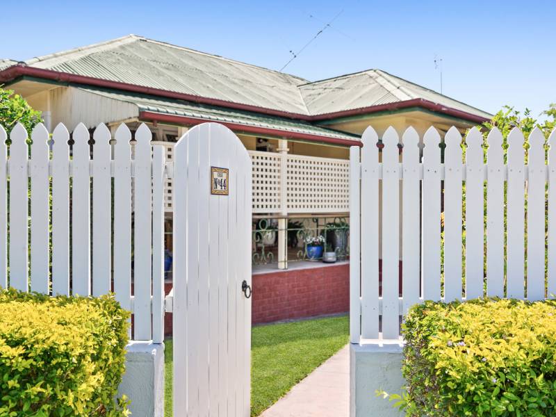 44 Brooke Avenue, Southport, QLD 4215 AUS