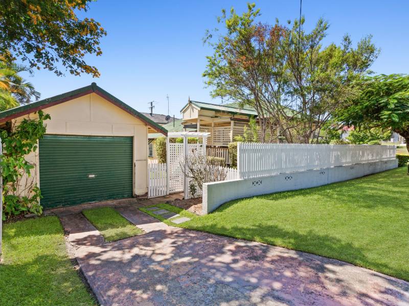 44 Brooke Avenue, Southport, QLD 4215 AUS