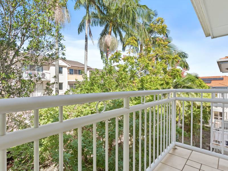 36/16 Sykes Court, Southport, QLD 4215 AUS
