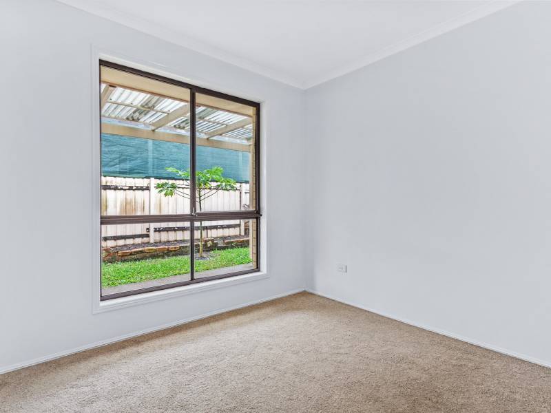 2/243 Government Road, Labrador, QLD 4215 AUS