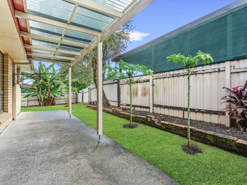 2/243 Government Road, Labrador, QLD 4215 AUS