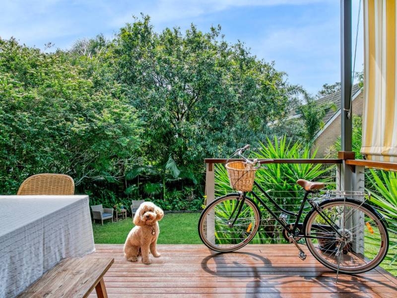 13 Saltash Street, Labrador, QLD 4215 AUS