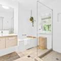 13 Saltash Street, Labrador, QLD 4215 AUS