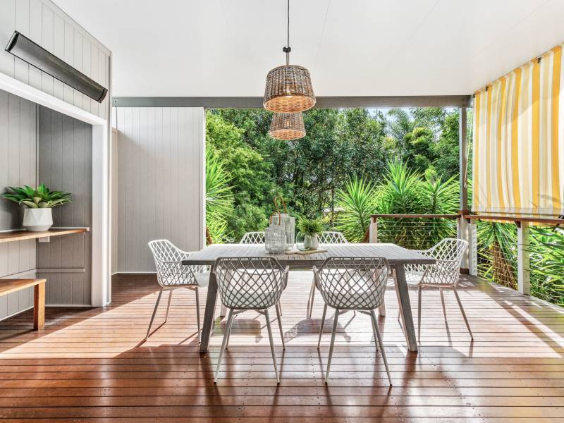 13 Saltash Street, Labrador, QLD 4215 AUS