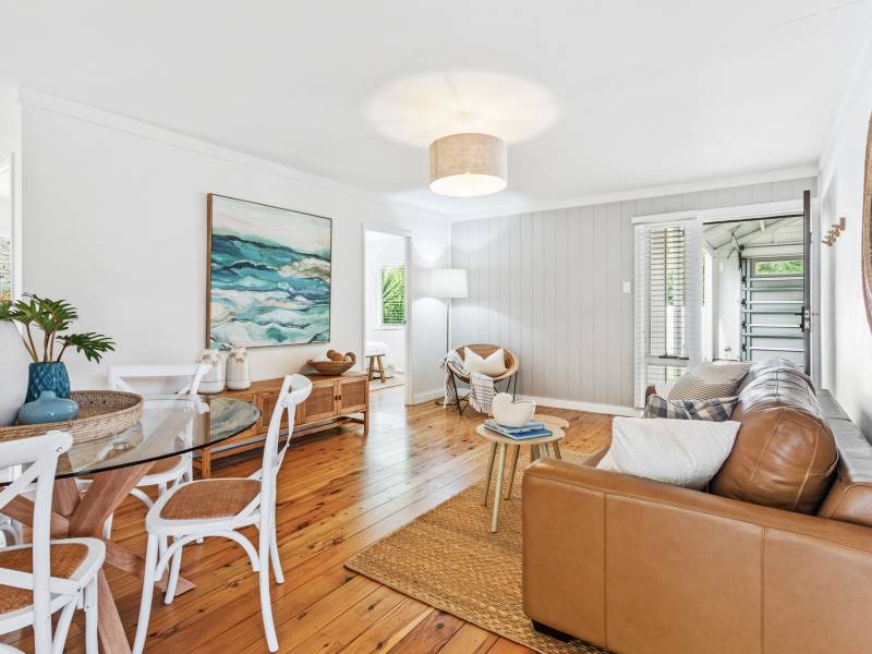 13 Saltash Street, Labrador, QLD 4215 AUS