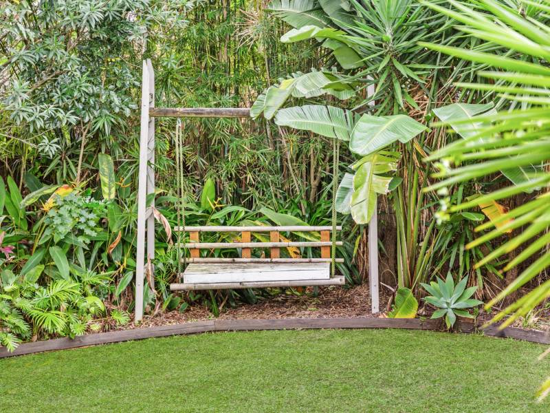 13 Saltash Street, Labrador, QLD 4215 AUS