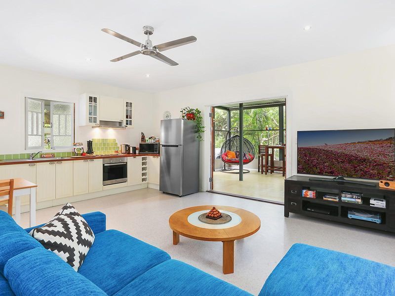 1/2 Musgrave Avenue, Southport, QLD 4215 AUS