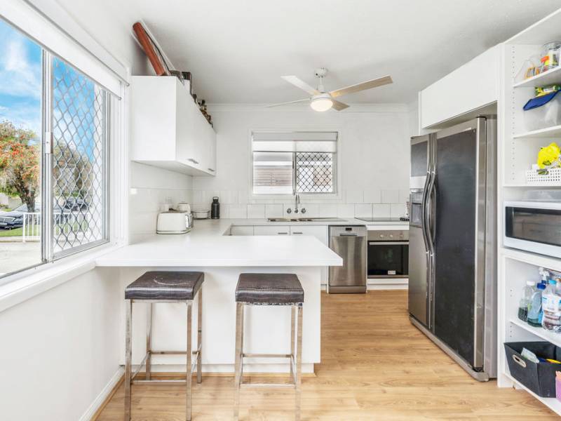 11 Judith Avenue, Southport, QLD 4215 AUS