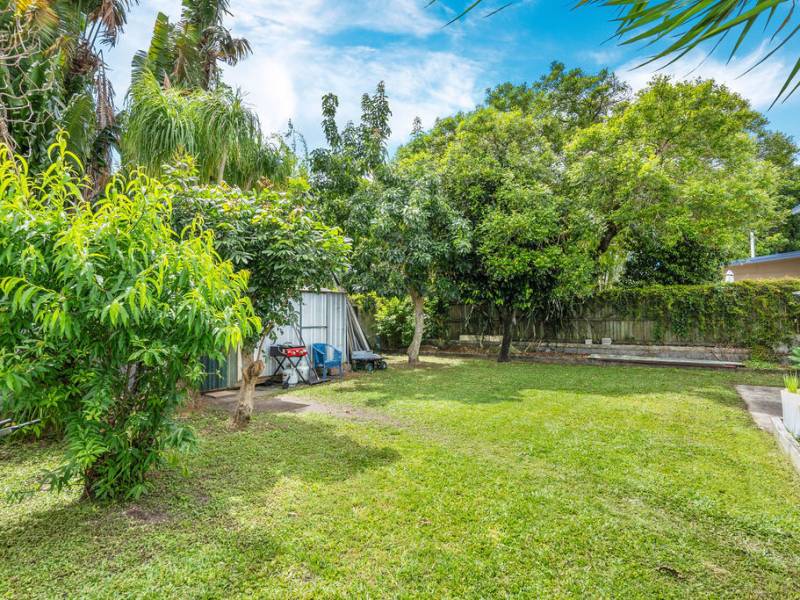 11 Judith Avenue, Southport, QLD 4215 AUS