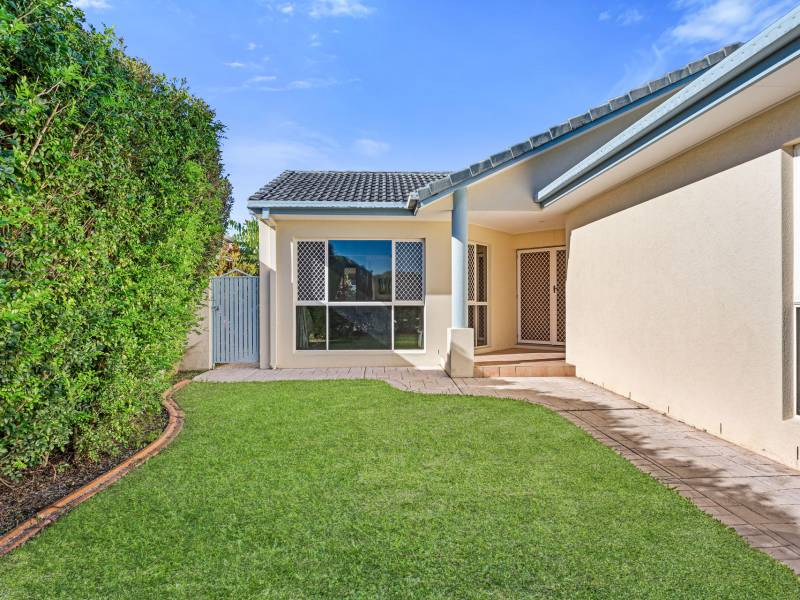 6 Massachusetts Court, Varsity Lakes, QLD 4227 AUS