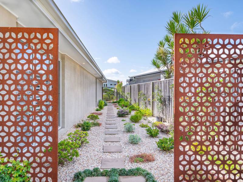 37 Kirkwood Place, Reedy Creek, QLD 4227 AUS