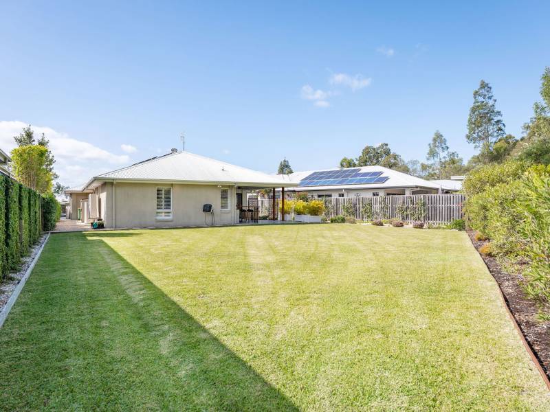 37 Kirkwood Place, Reedy Creek, QLD 4227 AUS