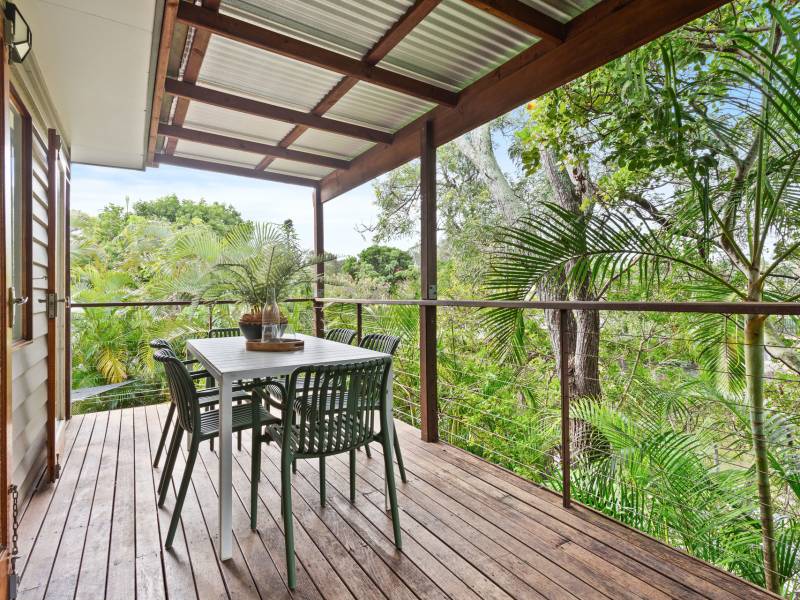 1/2 Musgrave Avenue, Southport, QLD 4215 AUS