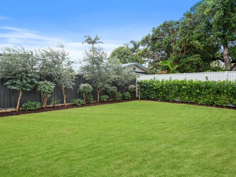 11 Judith Avenue, Southport, QLD 4215 AUS