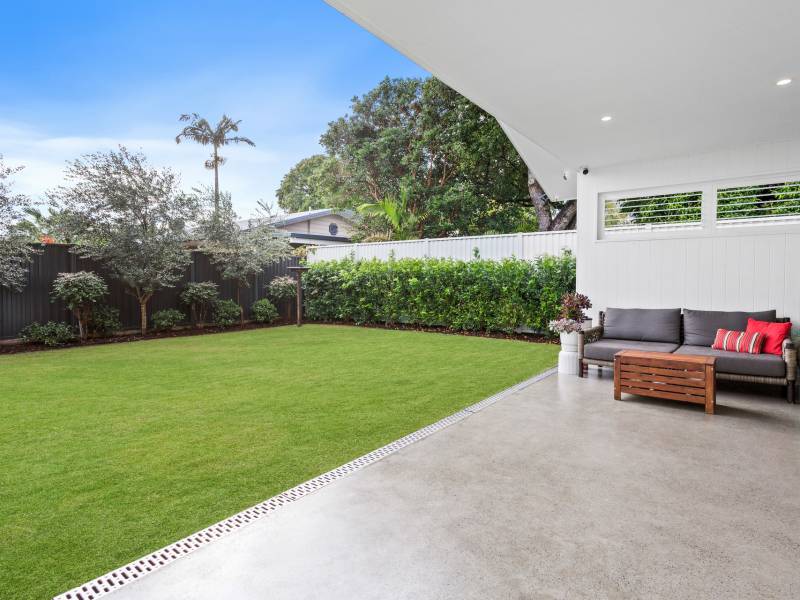 11 Judith Avenue, Southport, QLD 4215 AUS