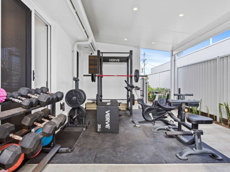 11 Judith Avenue, Southport, QLD 4215 AUS
